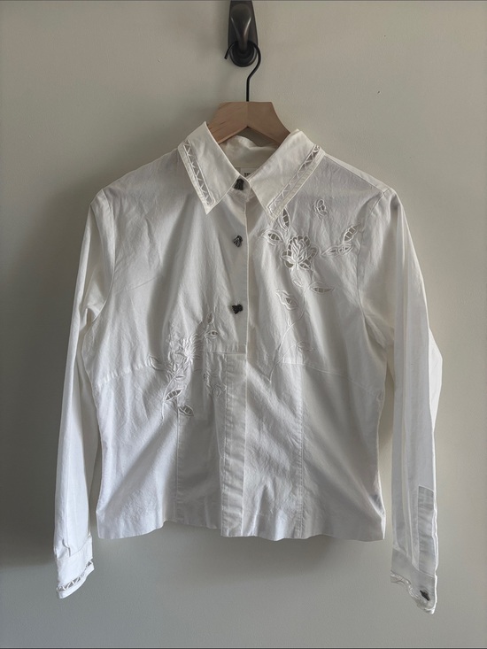Together Tops - VTG Together • 100% cotton embroidered white button up with metal bug buttons.